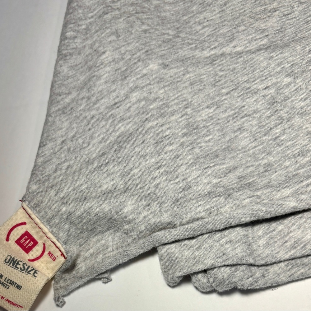 Vintage GAP’S (Red Brand) Light Gray Scarf - Picture 3 of 5
